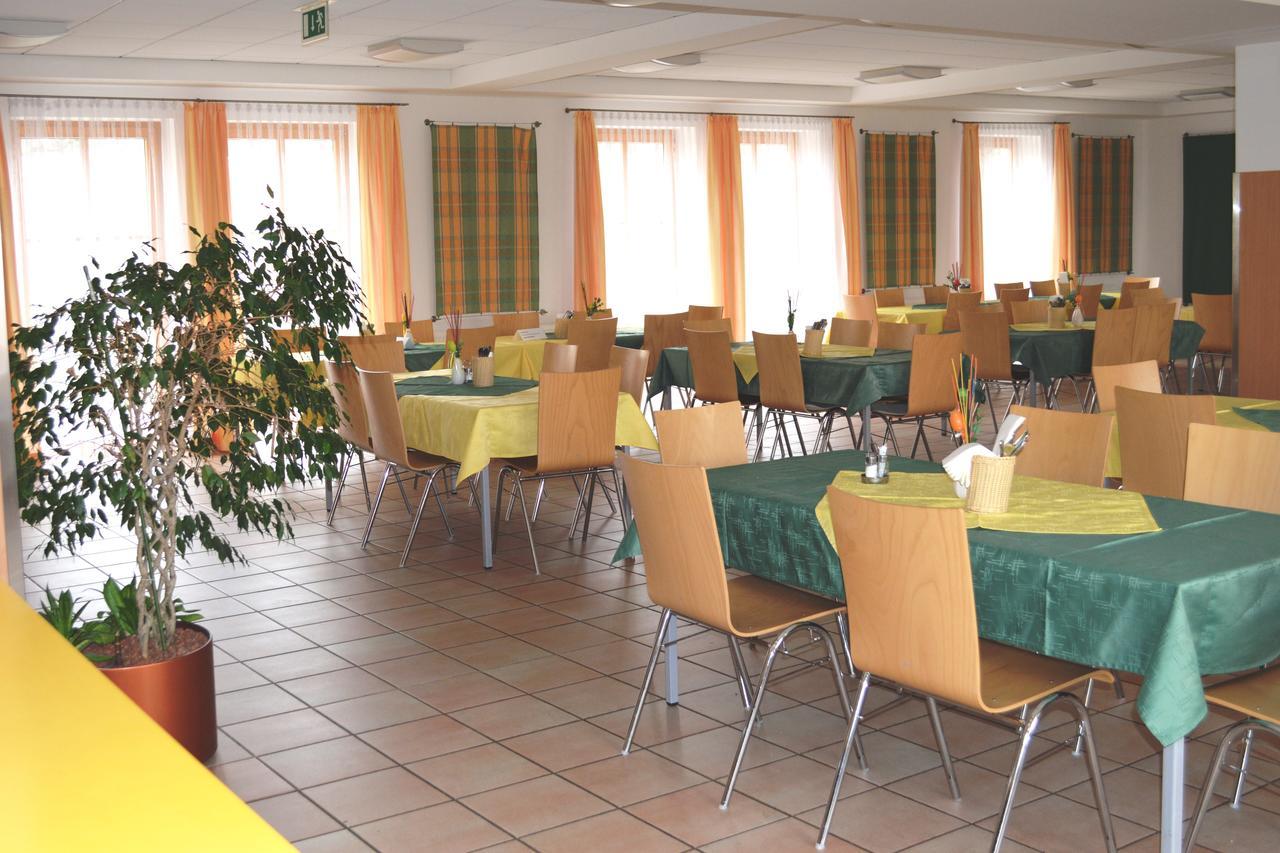 Gaestehaus Der Lk-Technik Mold Экстерьер фото