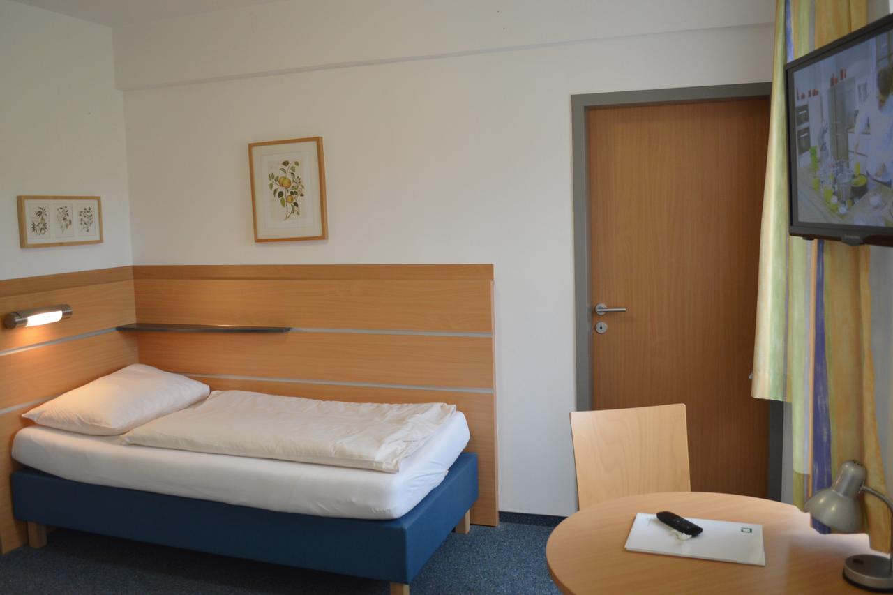 Gaestehaus Der Lk-Technik Mold Экстерьер фото